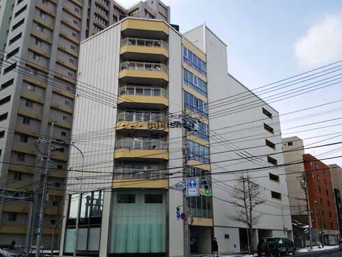 ６・１ビル 外観