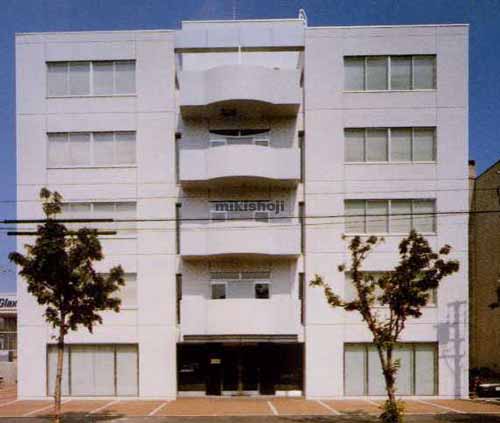 メタスタジオ 外観