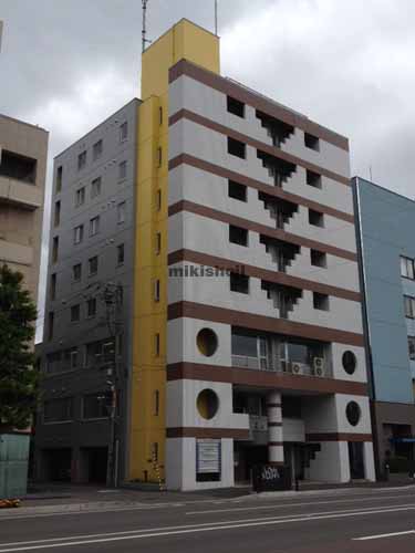 はなぞのビル 外観