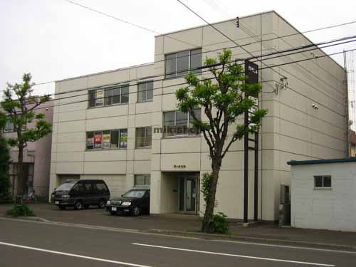 ２４軒パールビル 外観