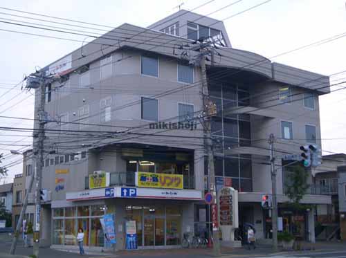 エクセレムビル 外観