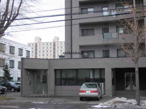 ＣＡＬＭ－ＬＩＶＥ 外観