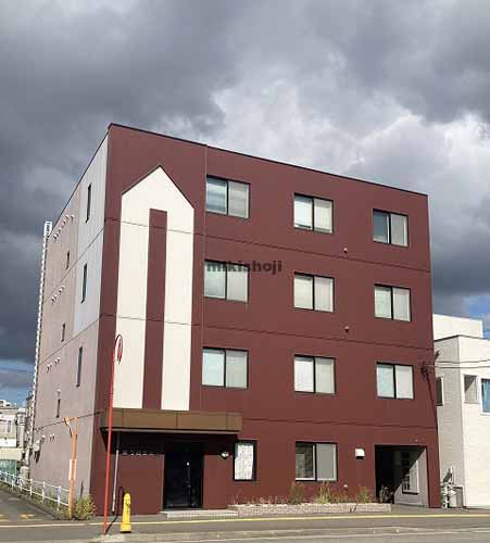 うめだビル 外観