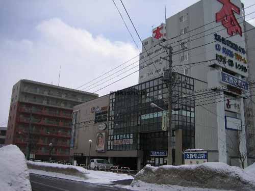 イースト平岸 外観