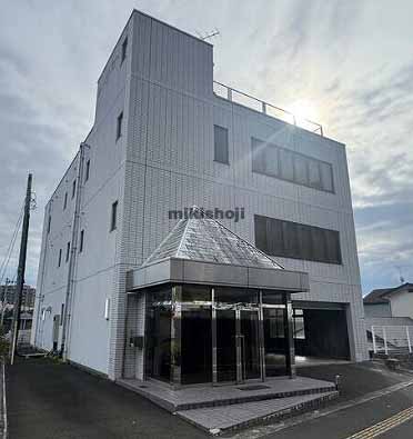 根岸町ビル 外観1