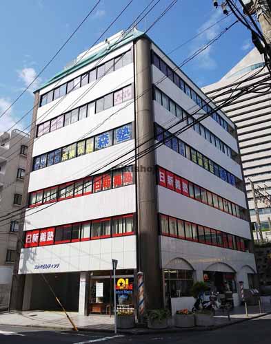 スカイビルディング 外観