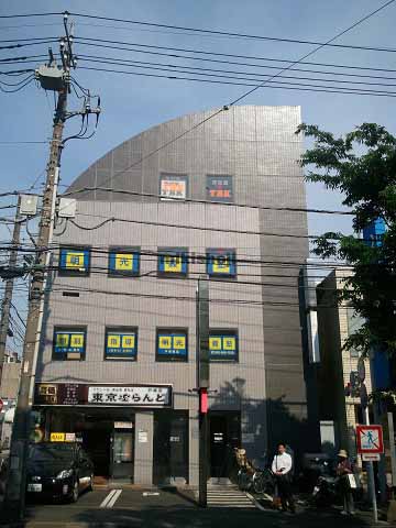 テル・ファーストビル 外観