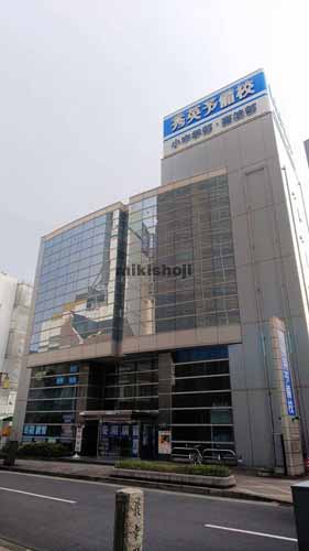 オゾン３ビル１号館 外観