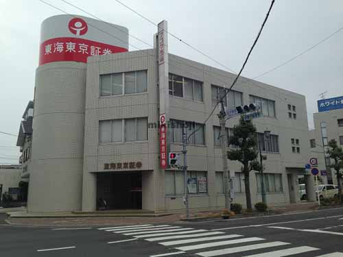 鈴鹿冨田ビル 外観