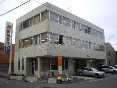 愛法ビル 外観1