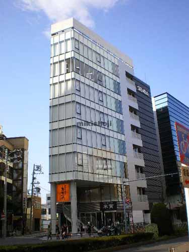 アストラーレ名駅 外観