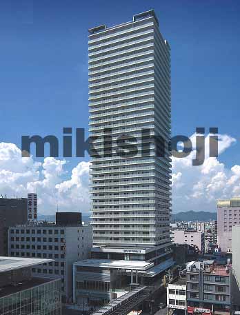 岐阜スカイウイング３７　（東棟） 外観