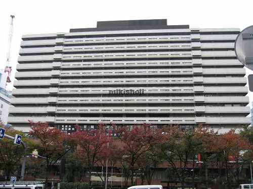 上本町ハイハイタウン 外観