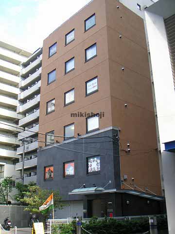 ヒュースロア 外観