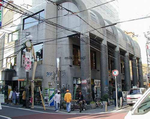 スパジオビルディング 外観