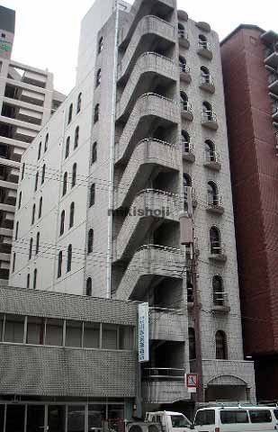 レイズ本町ビル 外観