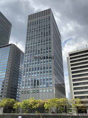 中之島セントラルタワー 外観