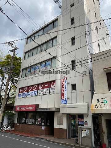 ラシーヌ本町ビル 外観