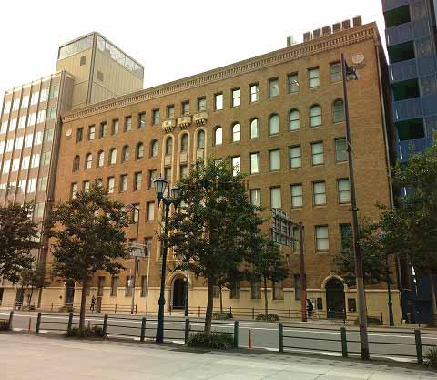 ルポンドシエルビル 外観