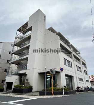 エッグワンビル 外観1