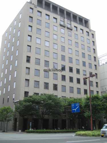 紙与博多ビル 外観