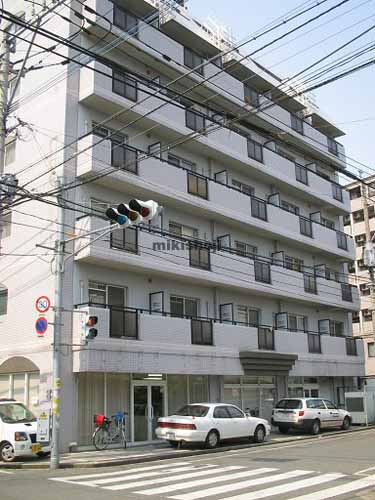 岩保ビル比恵 外観