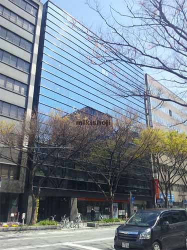 西日本新聞博多駅前ビル 外観