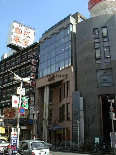 プラッツ天神 外観