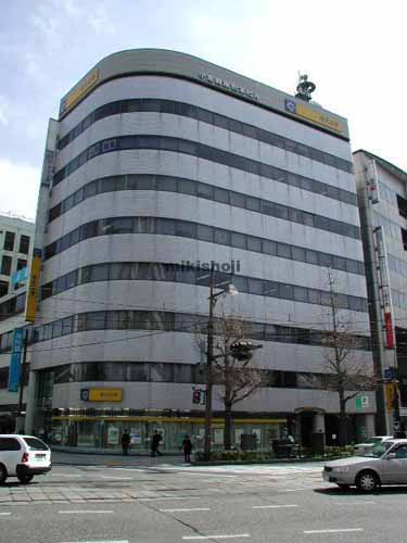 エムタワービル 外観