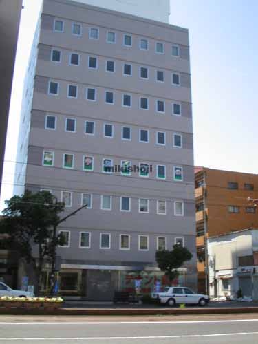 財宝鴨池ビル 外観