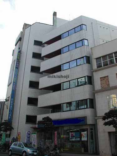 久留米ＱＲビル 外観