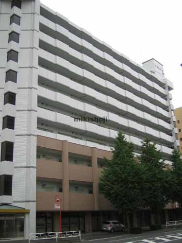 アバンダント８６ 外観