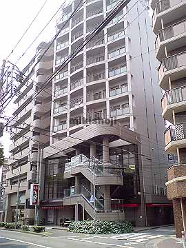 高宮駅前ビル 外観