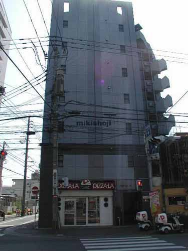 アバンティ薬院 外観