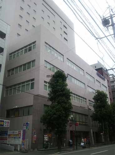 八百治センタービル 外観