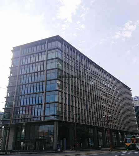 南国センタービル 外観