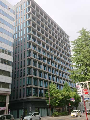 紙与博多中央ビル 外観