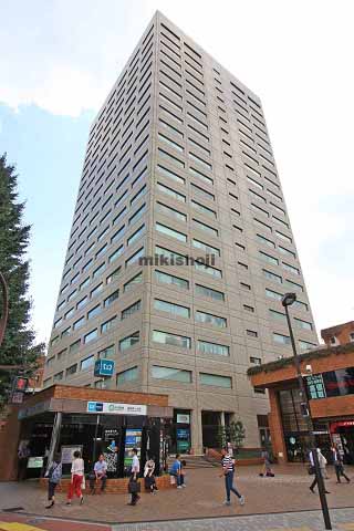 新お茶の水ビルディング 外観