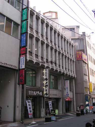 ニッカビル 外観