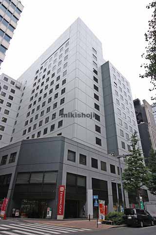 新宿サンエービル 外観1