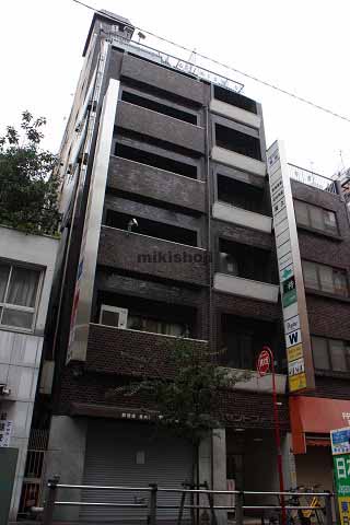 セントフォービル 外観