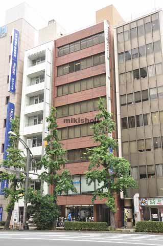 上野鈴木ビル 外観