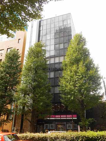 ステラお茶の水ビル 外観