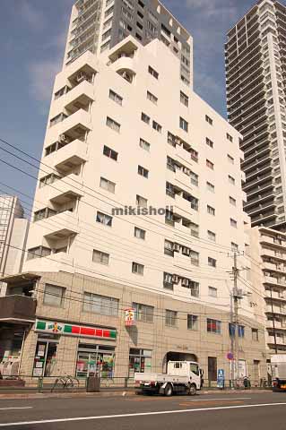 ヴァッソン　シノバズビル 外観