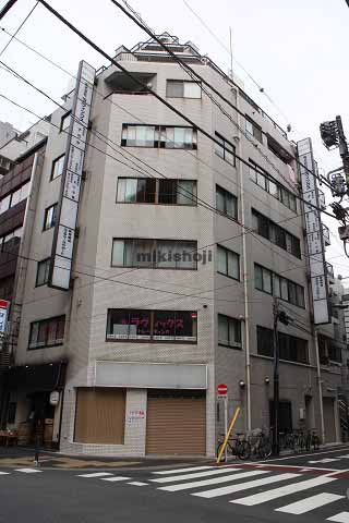 パディアイルカテリーナ 外観