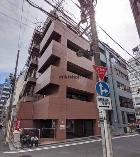 東英小川町ビル 外観