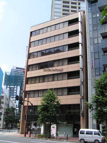 Ｓ－Ｇｌａｎｚ　ＫＵＤＡＮ　ＢＬＤ． 外観