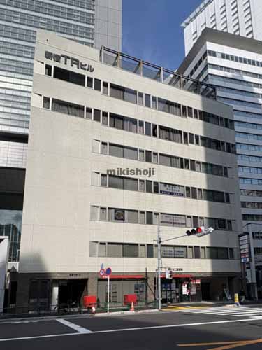 新宿ＴＲビル 外観