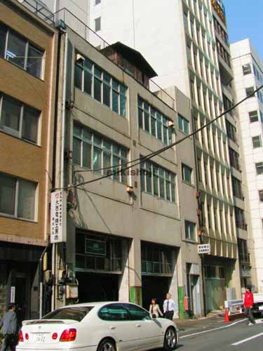 丸進新橋ビル 外観