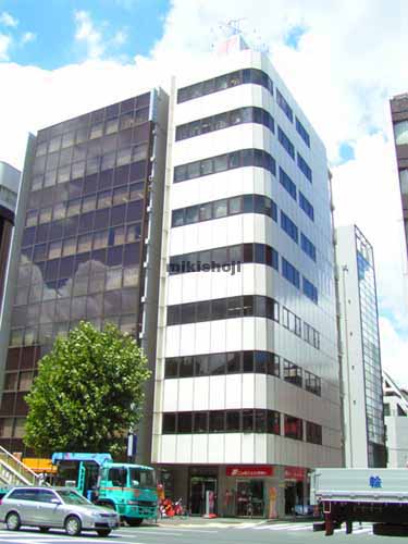 日本ビル 外観